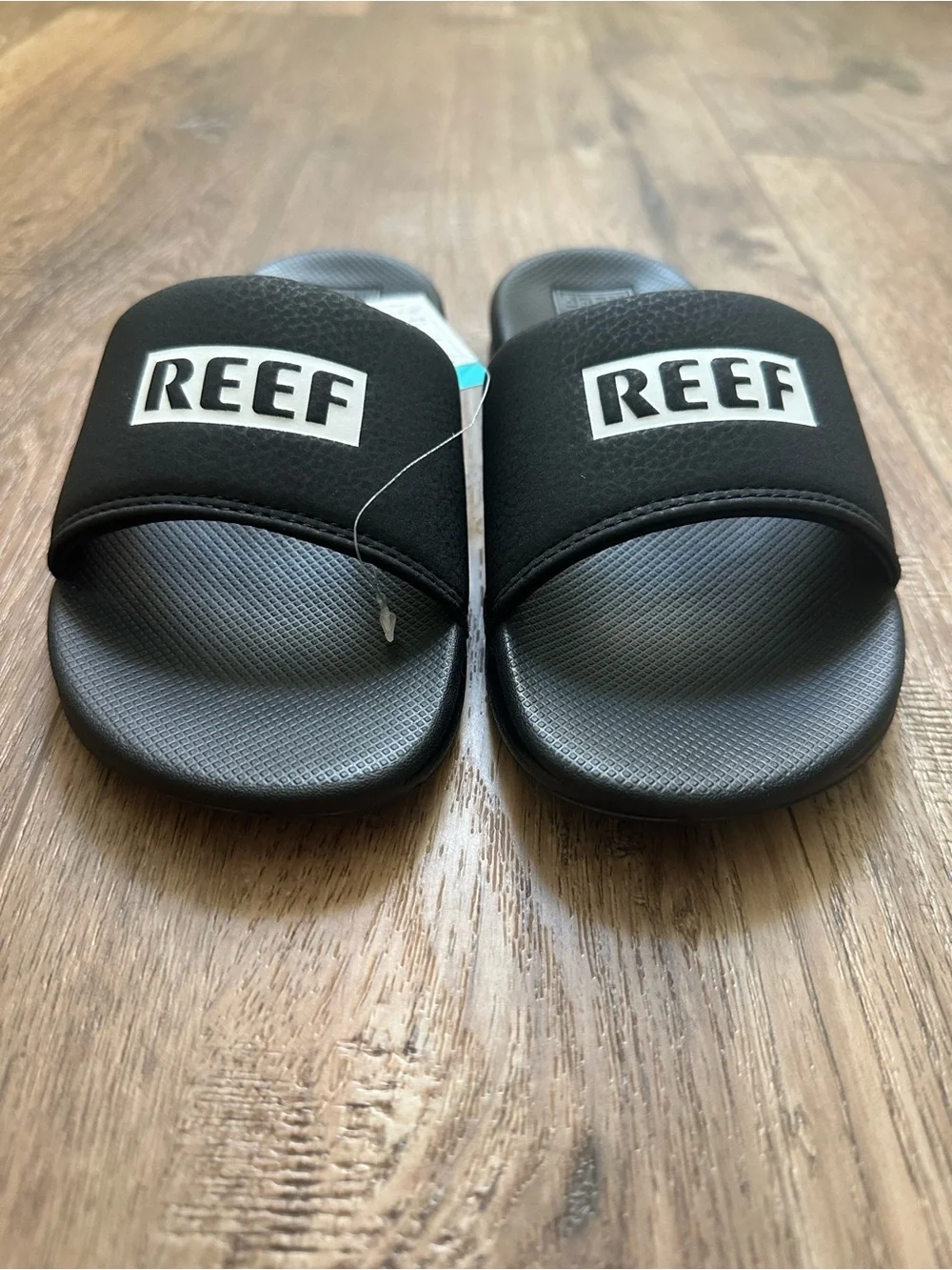 NWT! Reef Youth Slides, Black, Slip on/off, Beach, Vacation, Youth 4/5 (big kid)